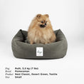 Last inn bildet i Gallery Viewer, WePet.no Hundeseng Classic Nest Desert Green – Denjo Dogs
