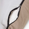 Last inn bildet i Gallery Viewer, WePet.no Hundeseng Classic Nest Sand Beige – Denjo Dogs
